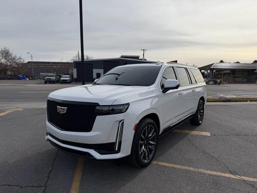 2023 Cadillac Escalade ESV Sport