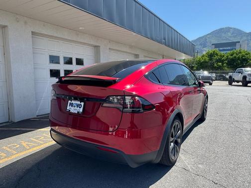 2024 Tesla Model X Base