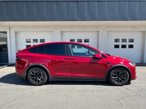 2024 Tesla Model X Base
