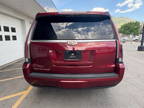 2019 Cadillac Escalade Platinum