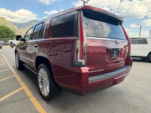 2019 Cadillac Escalade Platinum