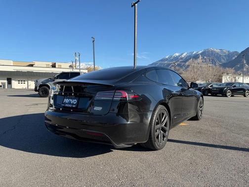 2023 Tesla Model S Plaid