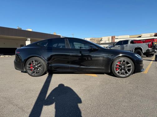 2023 Tesla Model S Plaid