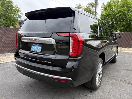 Onyx Black 2024 GMC Yukon XL Denali