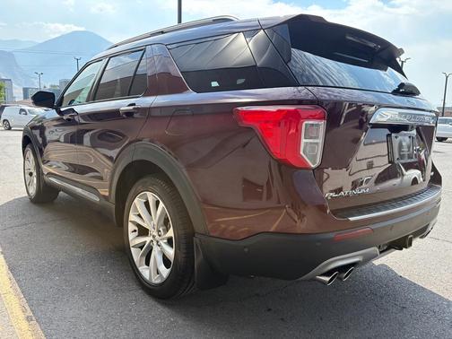 2022 Ford Explorer Platinum