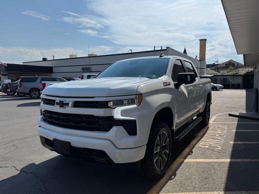 2024 Chevrolet Silverado 1500 RST