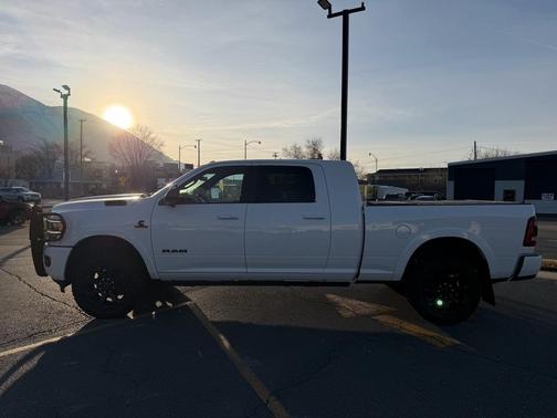 2020 RAM 3500 Laramie