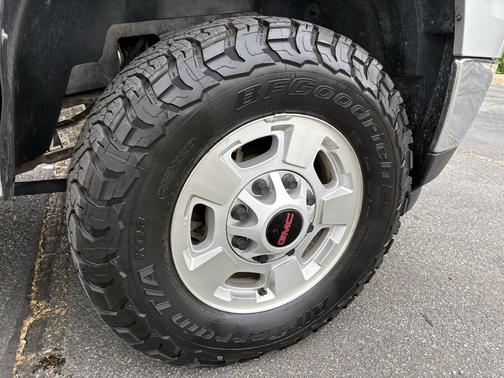 Quicksilver Metallic 2013 GMC Sierra 2500 SLE