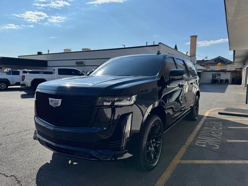 2024 Cadillac Escalade ESV Sport Platinum