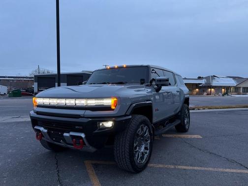 2024 GMC HUMMER EV SUV 3X