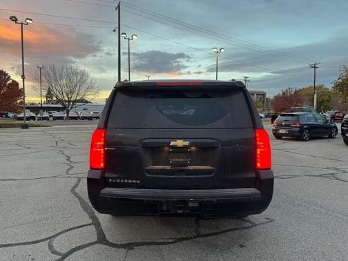 2019 Chevrolet Suburban LT