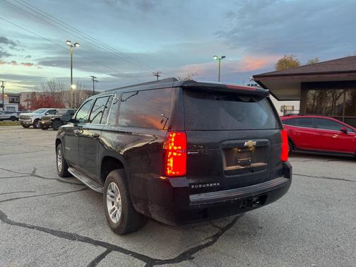 2019 Chevrolet Suburban LT