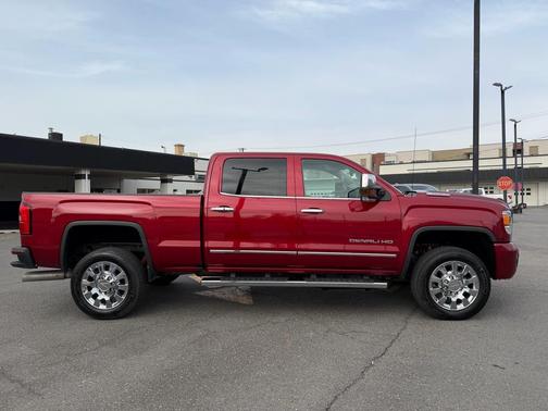2019 GMC Sierra 2500 Denali