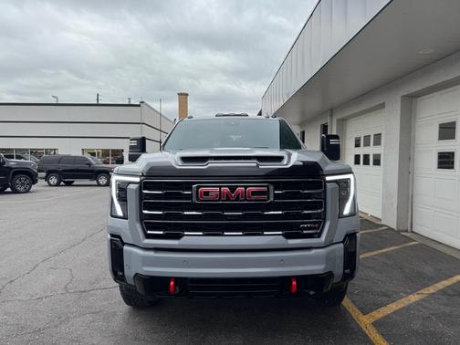 2025 GMC Sierra 3500 AT4