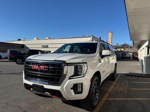 2024 GMC Yukon XL AT4