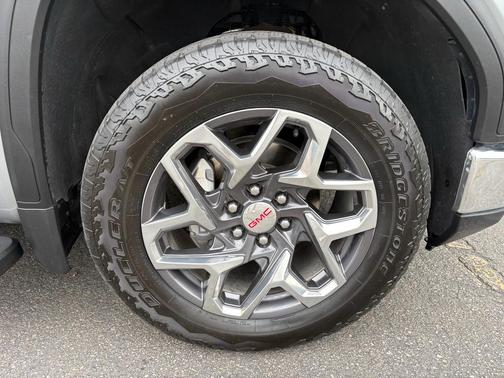 Sterling 2025 GMC Sierra 1500 SLT