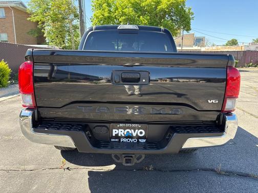 Midnight Black Metallic 2019 Toyota Tacoma TRD Off Road