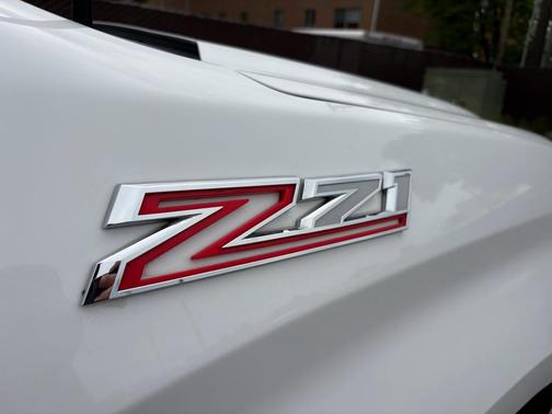 Summit White 2021 Chevrolet Silverado 1500 RST