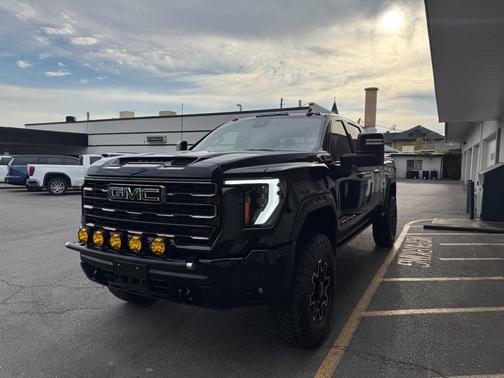 2025 GMC Sierra 2500 AT4X