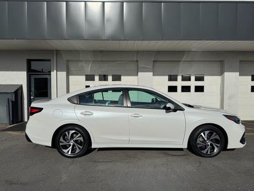 2023 Subaru Legacy Premium