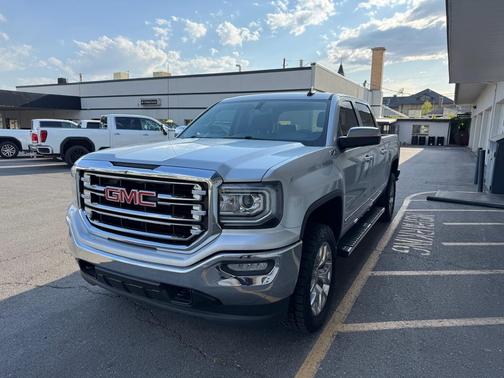 2017 GMC Sierra 1500 SLT