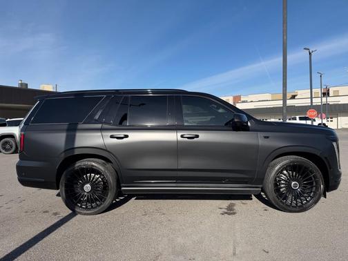 2025 Cadillac Escalade Sport