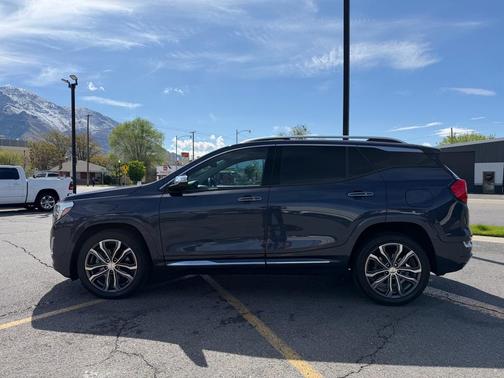 Blue Steel Metallic 2019 GMC Terrain Denali
