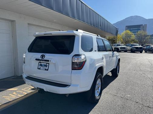 2022 Toyota 4Runner SR5 Premium