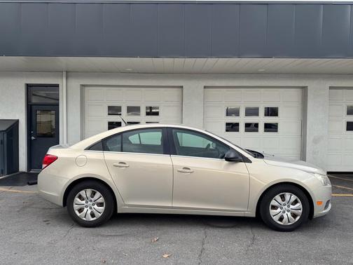 2012 Chevrolet Cruze LS