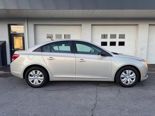 2012 Chevrolet Cruze LS