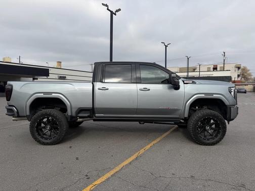 2024 GMC Sierra 3500 AT4