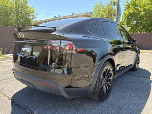 Black 2023 Tesla Model X