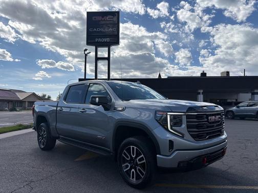 2025 GMC Sierra 1500 AT4