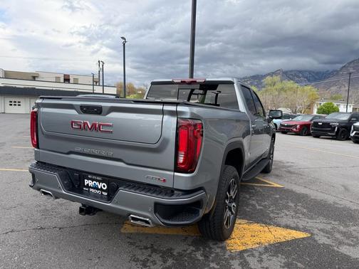 2025 GMC Sierra 1500 AT4