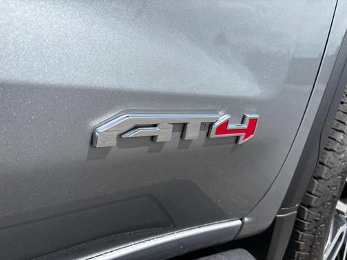 Sterling 2025 GMC Sierra 1500 AT4