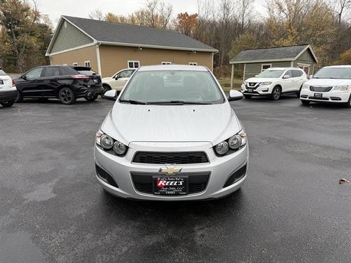 2016 Chevrolet Sonic LS