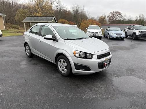2016 Chevrolet Sonic LS