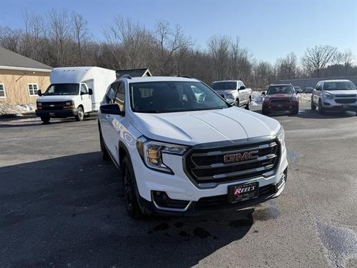 2022 GMC Terrain AT4