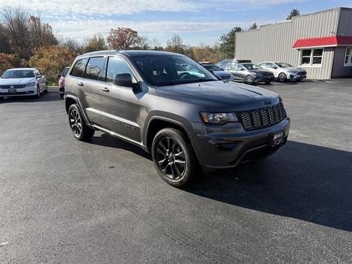2017 Jeep Grand Cherokee Altitude