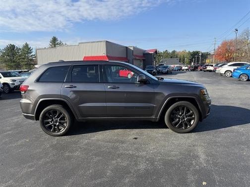 2017 Jeep Grand Cherokee Altitude