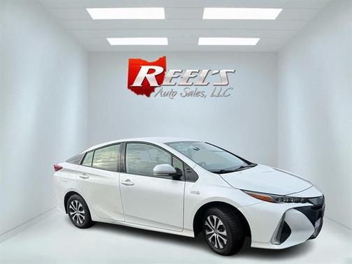 Blizzard Pearl 2020 Toyota Prius Prime LE