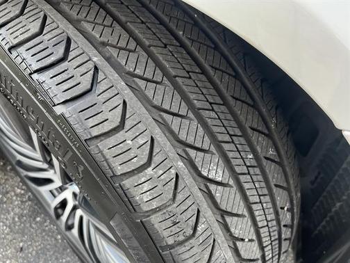 Alpine White 2018 BMW 540 i xDrive