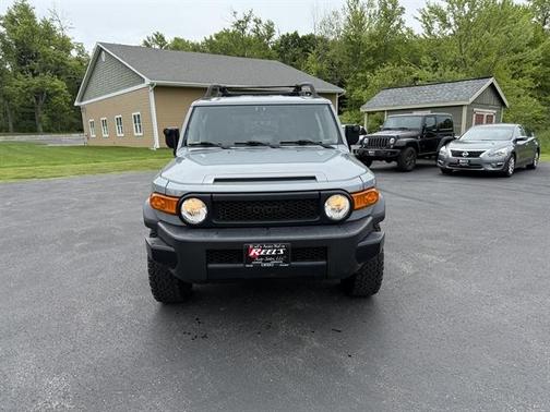 2013 Toyota FJ Cruiser Base