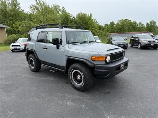 2013 Toyota FJ Cruiser Base