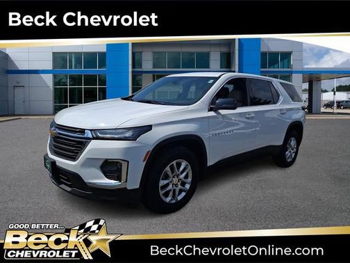 Summit White 2023 Chevrolet Traverse LS