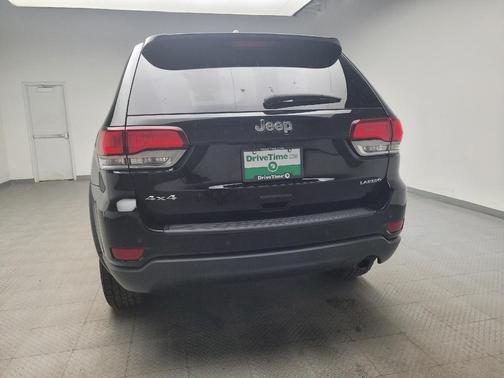 2020 Jeep Grand Cherokee Laredo