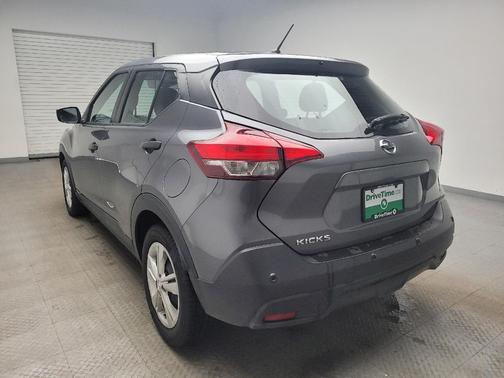 2020 Nissan Kicks S