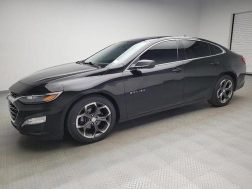 Mosaic Black Metallic 2022 Chevrolet Malibu FWD LT