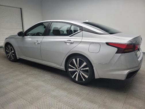 2022 Nissan Altima SR FWD