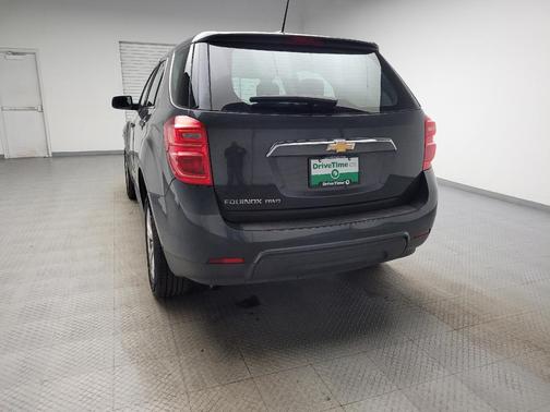 Nightfall Gray Metallic 2017 Chevrolet Equinox LS